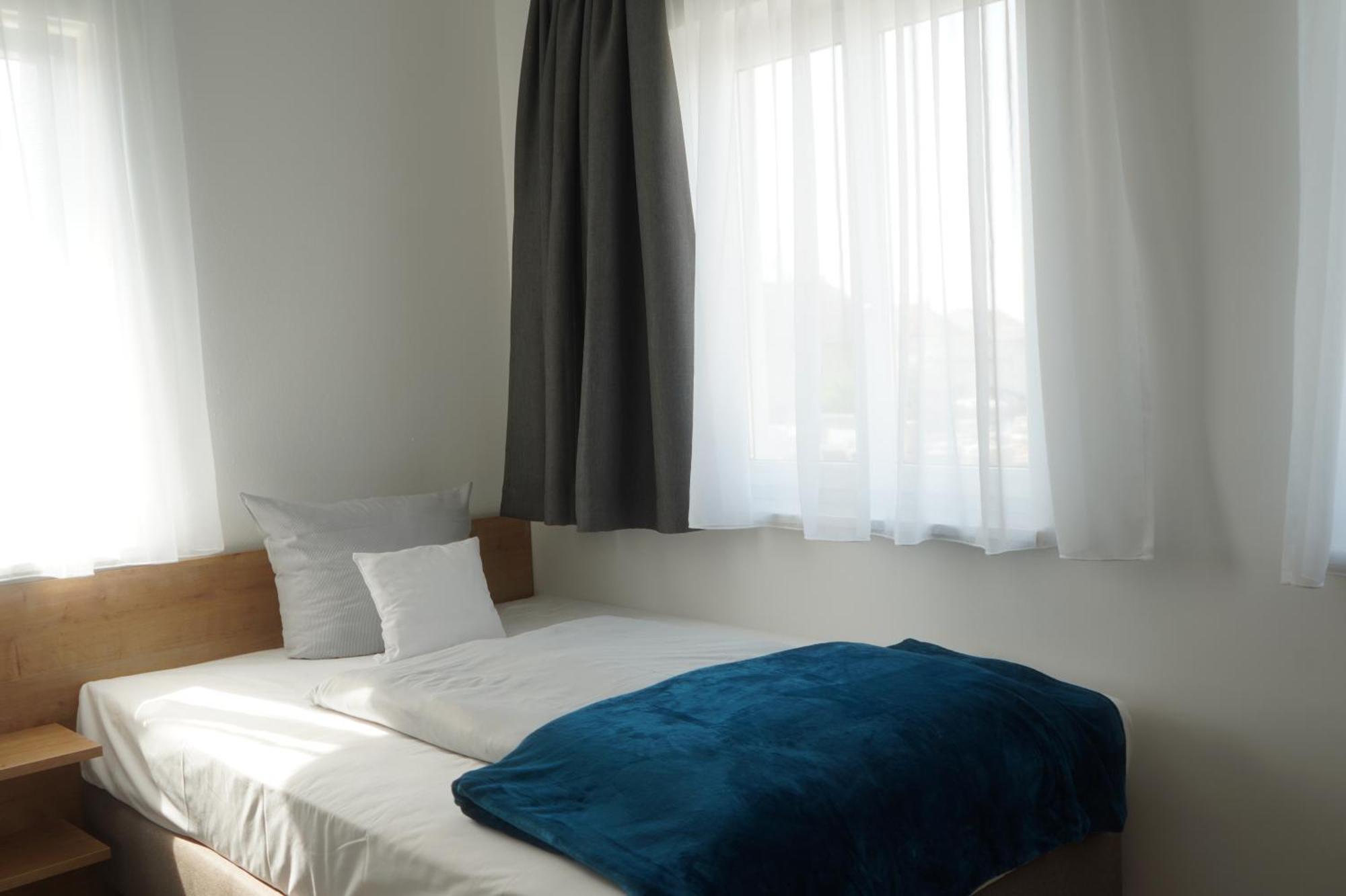 Eco Motel Wallersdorf Buitenkant foto